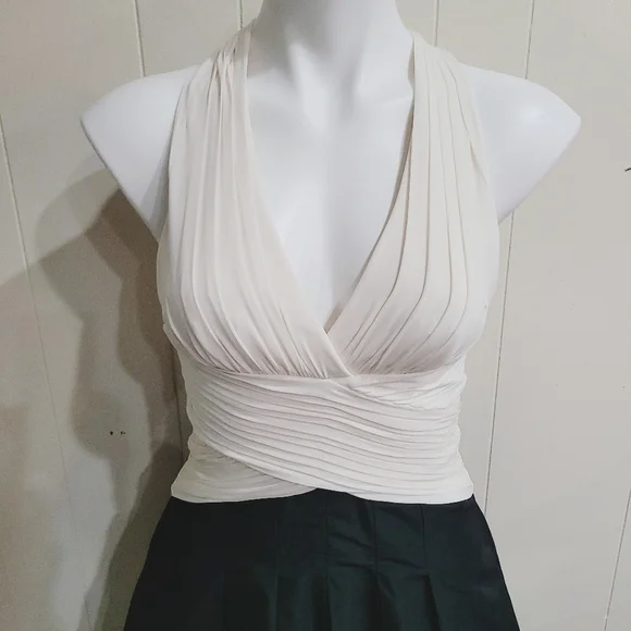 BCBGmaxazria Cocktail Wedding Formal Maxi Dress with Pockets Plunge V Neck Sz 2 - Picture 6 of 13